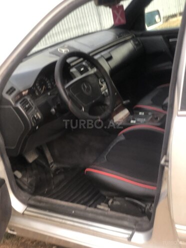 Mercedes E 230 1995, 740,443 km - 2.3 l - Bakı