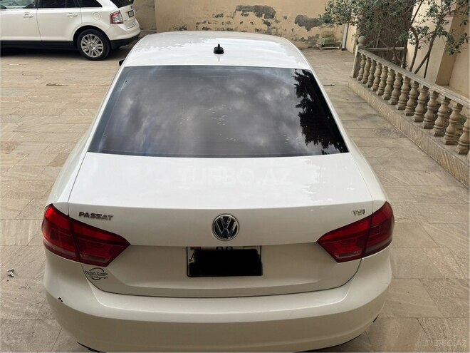 Volkswagen Passat 2015, 117,000 km - 1.8 l - Bakı