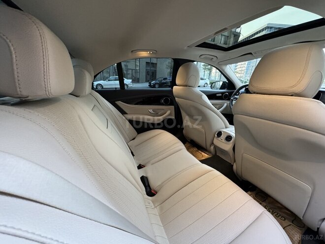Mercedes E 300 e 2022, 72,000 km - 2.0 l - Bakı