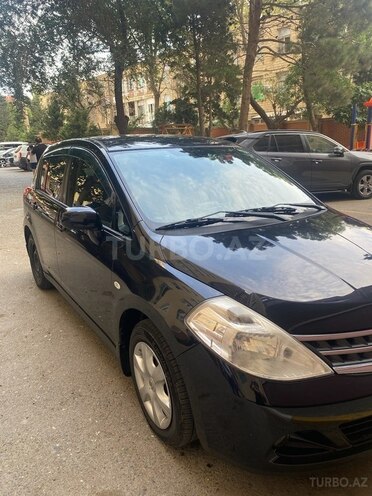 Nissan Tiida-6