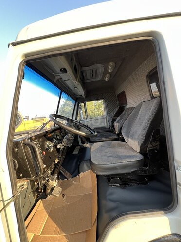 KamAz 55111 1987, 117,852 km - 11.0 l - Xaçmaz