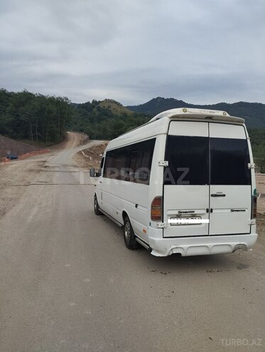 Mercedes Sprinter 313 2000, 62,000 km - 2.2 l - Salyan