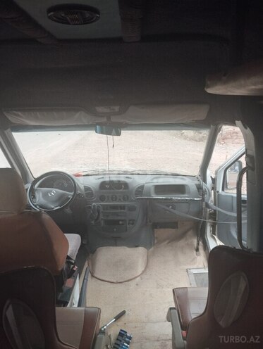 Mercedes Sprinter 313 2000, 62,000 km - 2.2 l - Salyan