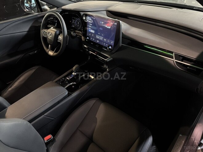Lexus RX 350h 2023, 17,900 km - 2.5 l - Bakı