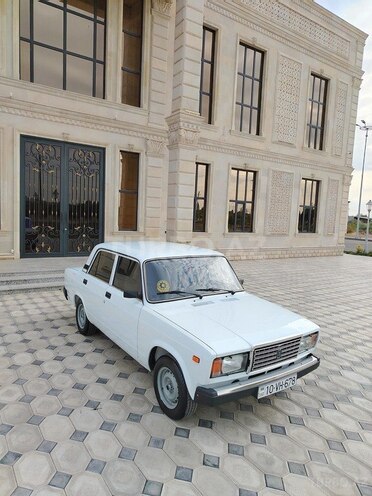 LADA (VAZ) 2107 2007, 17,500 km - 1.6 l - Saatlı