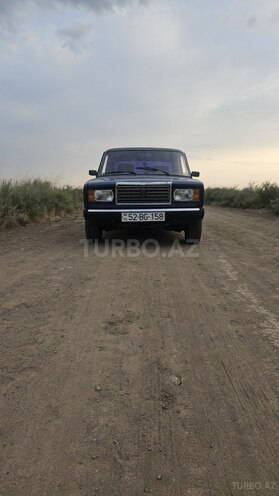 LADA (VAZ) 2107 2005, 15,245 km - 1.6 l - Salyan