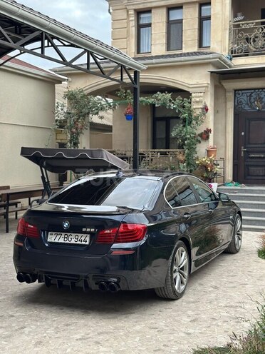 BMW 528-19