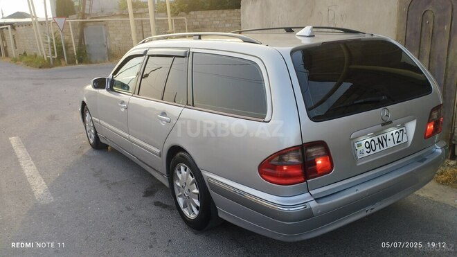 Mercedes E 220 d 2001, 640,000 km - 2.2 л - Bakı