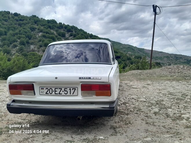 LADA (VAZ) 2107 2008, 48,000 km - 1.6 l - Qax