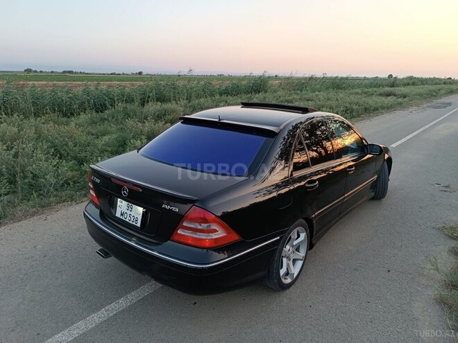 Mercedes C 230 2006, 330,000 km - 2.5 l - Biləsuvar