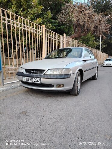 Opel Vectra 1996, 388,000 km - 1.6 l - Bakı