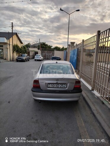 Opel Vectra 1996, 388,000 km - 1.6 l - Bakı