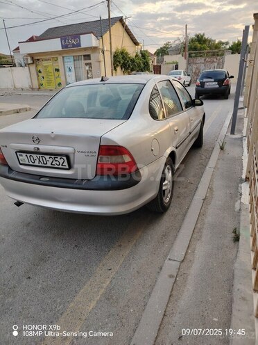 Opel Vectra 1996, 388,000 km - 1.6 l - Bakı