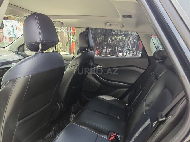 Chevrolet Tracker-4