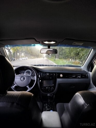 Chevrolet Lacetti-6