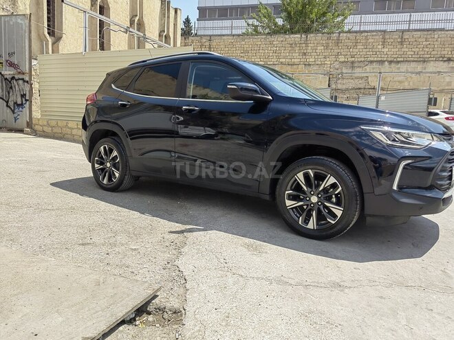 Chevrolet Tracker-9