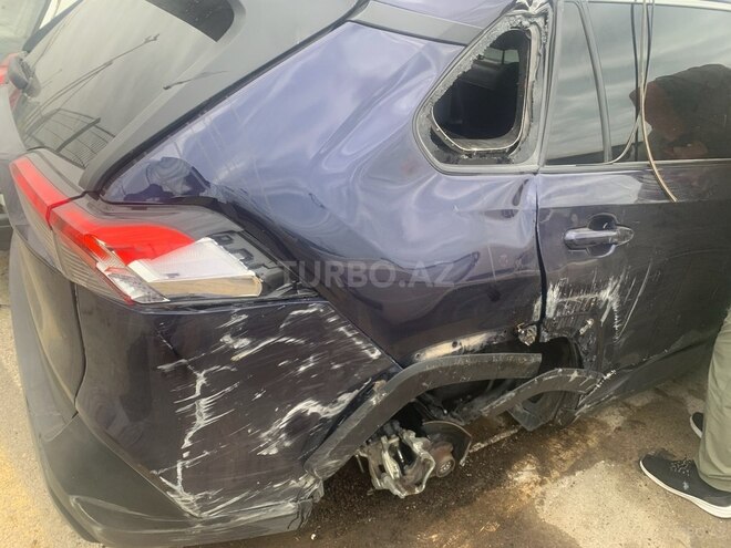 Toyota RAV4 2021, 170,000 km - 2.5 л - Bakı