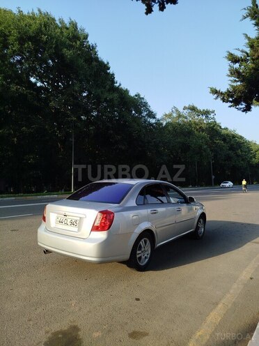 Chevrolet Lacetti-7