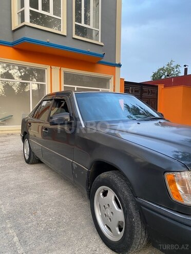 Mercedes E 200 1993, 400,000 km - 2.0 l - Lənkəran