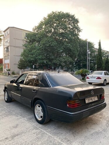 Mercedes E 200 1993, 400,000 km - 2.0 l - Lənkəran
