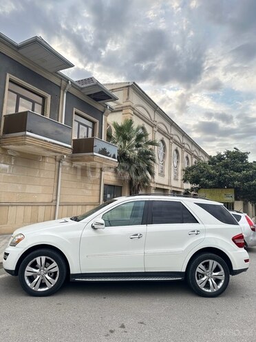 Mercedes ML 350 4MATIC 2010, 318,589 km - 3.5 l - Bakı