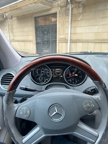 Mercedes ML 350 4MATIC 2010, 318,589 km - 3.5 l - Bakı