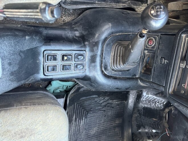 GAZ 3111 2003, 138,000 km - 2.4 l - Gədəbəy