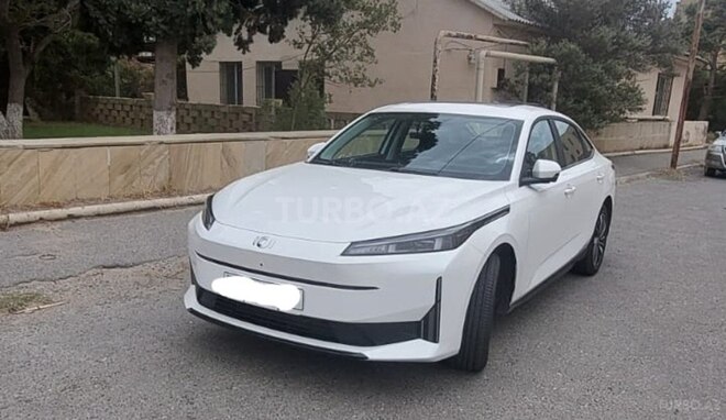Changan Qiyuan A05 2025, 1,500 km - 1.5 л - Bakı