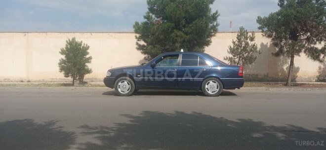 Mercedes C 180 1995, 370,000 km - 1.8 l - Gəncə