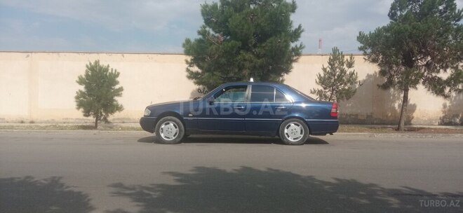 Mercedes C 180 1995, 370,000 km - 1.8 l - Gəncə