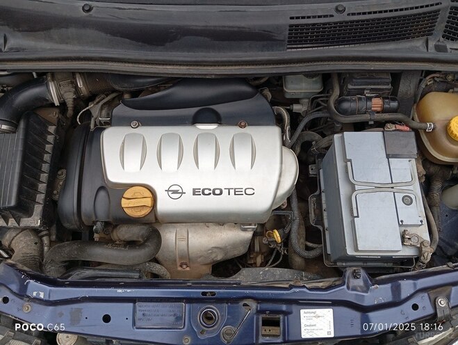 Opel Zafira 2000, 195,000 km - 1.8 l - Qusar