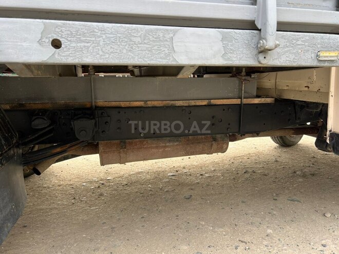 GAZ 2705-757 2001, 140,000 km - 2.4 l - Salyan