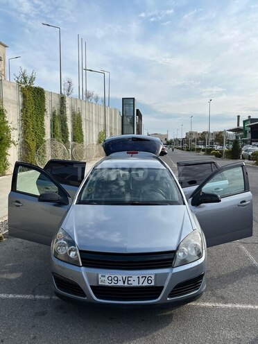 Opel Astra 2006, 300,000 km - 1.3 l - Bakı