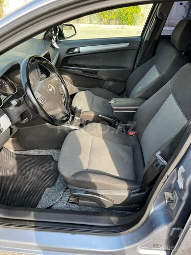 Opel Astra 2006, 300,000 km - 1.3 l - Bakı