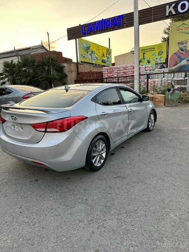 Hyundai Elantra 2015, 187,365 km - 1.8 l - Ağstafa