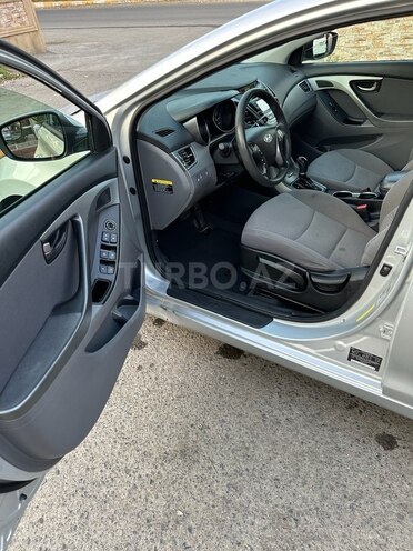Hyundai Elantra 2015, 187,365 km - 1.8 l - Ağstafa