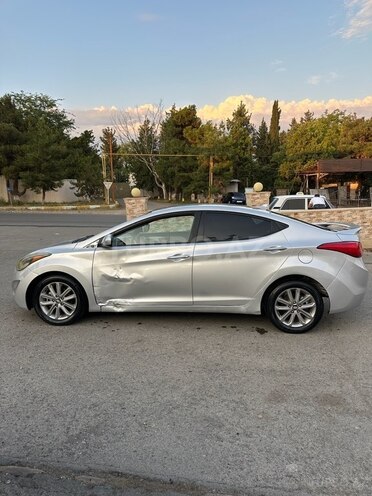 Hyundai Elantra 2015, 187,365 km - 1.8 l - Ağstafa