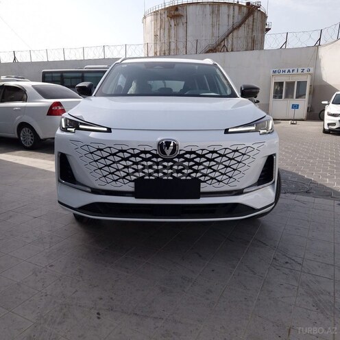 Changan CS 55 Plus 2025, 0 km - 1.5 л - Bakı