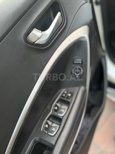Hyundai Santa Fe 2013, 175,000 km - 2.2 л - Bakı