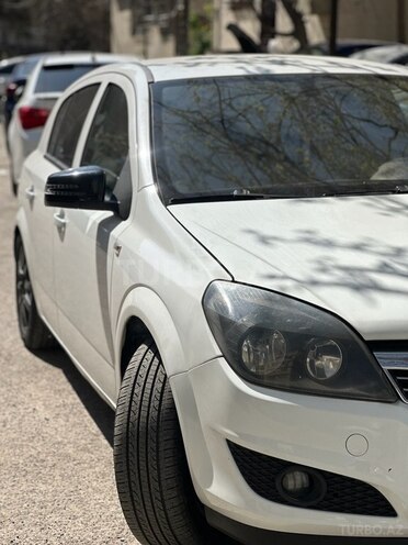 Opel Astra 2010, 400,000 km - 1.3 l - Bakı