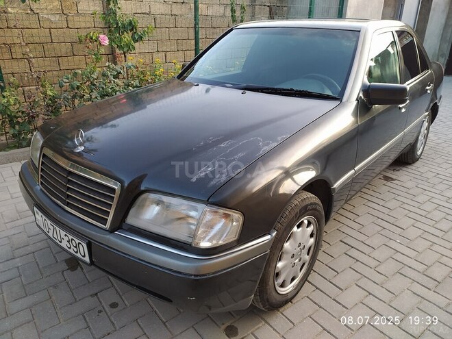 Mercedes C 200 1996, 330,000 km - 2.0 l - Bakı