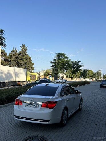Chevrolet Cruze 2015, 133,000 km - 1.4 l - Xudat