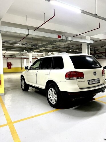 Volkswagen Touareg-5