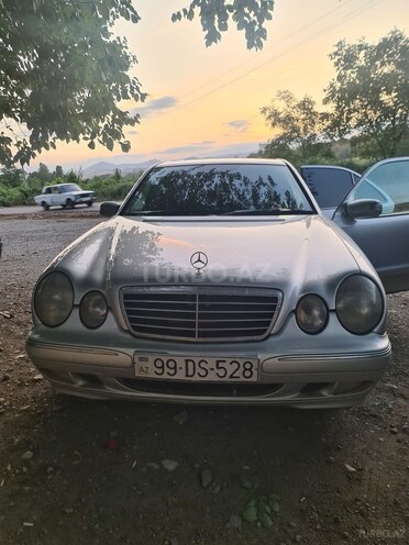 Mercedes E 220 d 2000, 850,000 km - 2.2 l - Qazax