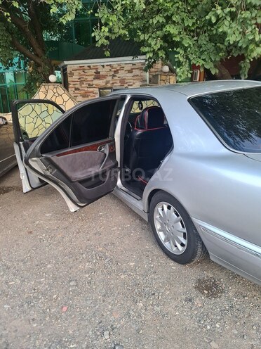 Mercedes E 220 d 2000, 850,000 km - 2.2 l - Qazax