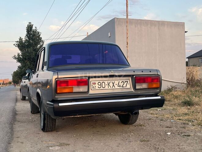 LADA (VAZ) 2107 2010, 85,000 km - 1.6 l - Şabran