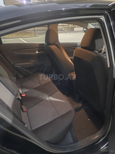 Kia Rio 2021, 98,000 km - 1.4 l - Bakı