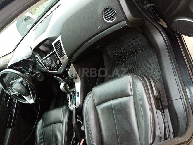 Chevrolet Cruze 2011, 243,709 km - 1.4 l - İsmayıllı