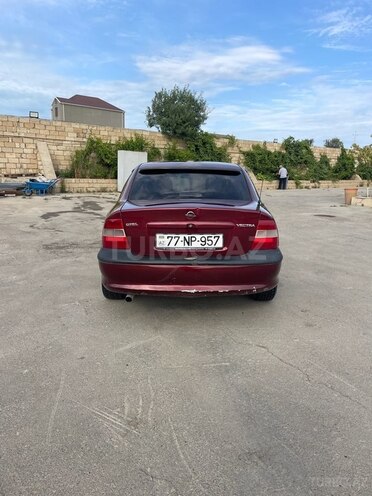 Opel Vectra 1997, 357,852 km - 1.6 л - Bakı
