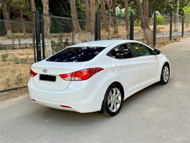 Hyundai Elantra 2013, 241,500 km - 1.8 l - Bakı